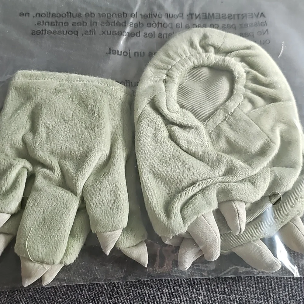 NWT DISNEY Yoda Costume Star Wars Infant 18 / 24 Months Halloween Children - Picture 2 of 8